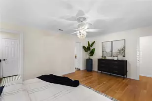 2125 Lakecrest Dr, Grapevine, TX 76051 - Photo 17