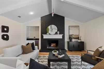 2125 Lakecrest Drive, Grapevine, TX 76051 - Photo 13