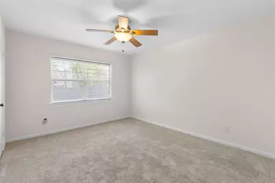 2125 Lakecrest Drive, Grapevine, TX 76051 - Photo 25