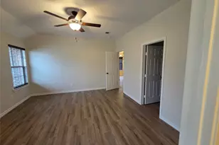 3156 Lafayette St, Corsicana, TX 75110 - Photo 3