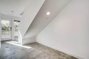 4901 Live Oak St, Dallas, TX 75206 - Photo 3