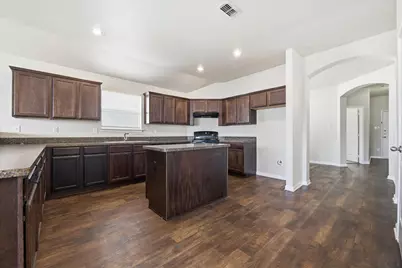 5105 Glen Eden Drive, Fort Worth, TX 76119 - Photo 9
