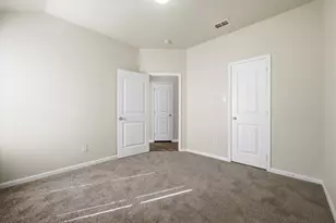 5105 Glen Eden Dr, Fort Worth, TX 76119 - Photo 25