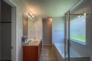 12217 Walden Wood Dr, Fort Worth, TX 76244 - Photo 13