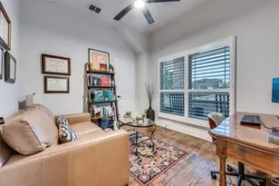 1913 Flora Ln, DeSoto, TX 75115 - Photo 9