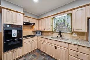 513 N 38th St, Corsicana, TX 75110 - Photo 5