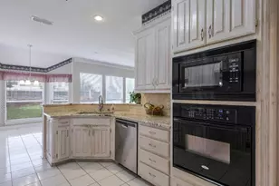 1407 Wheeler Dr, Mansfield, TX 76063 - Photo 13
