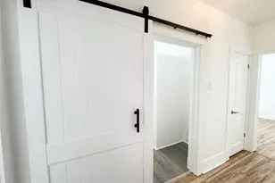 904 W 7th St, Cisco, TX 76437 - Photo 23