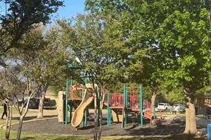 744 Hutchins Dr, Crowley, TX 76036 - Photo 5