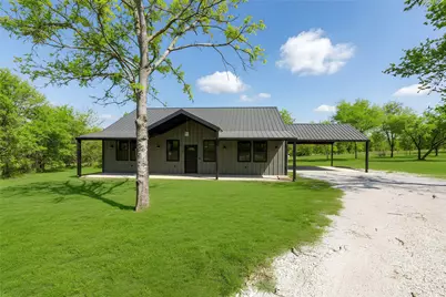 115 Valley Ridge Court, Bridgeport, TX 76426 - Photo 1