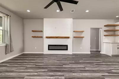 115 Valley Ridge Court, Bridgeport, TX 76426 - Photo 7