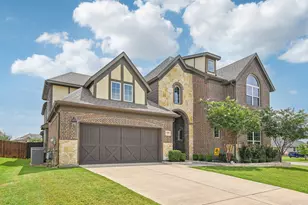 12103 Indian Creek Dr, Fort Worth, TX 76179 - Photo 3