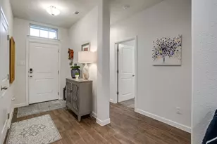 1108 Dublin Dr, Cleburne, TX 76033 - Photo 7