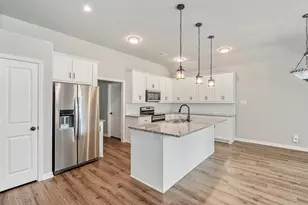 218 Skiff Dr, Gun Barrel City, TX 75156 - Photo 9