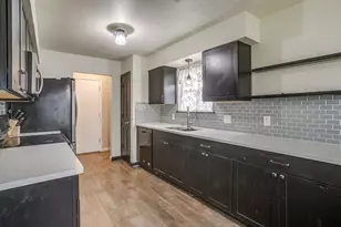 2733 Southpark Ln, Fort Worth, TX 76133 - Photo 11