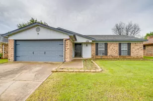 2733 Southpark Ln, Fort Worth, TX 76133 - Photo 37