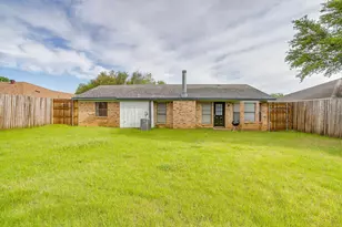 2733 Southpark Ln, Fort Worth, TX 76133 - Photo 35