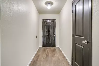 2733 Southpark Lane, Fort Worth, TX 76133 - Photo 3