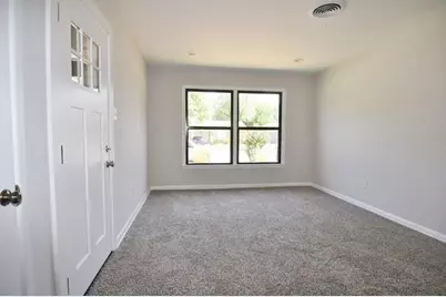 402 E Carolyn Drive, Garland, TX 75041 - Photo 3