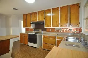 402 E Carolyn Dr, Garland, TX 75041 - Photo 7