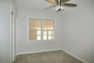 402 E Carolyn Dr, Garland, TX 75041 - Photo 17