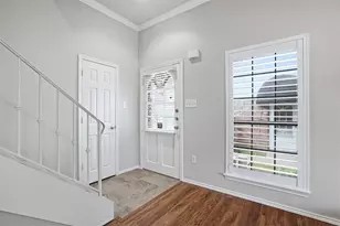 5845 Water Ridge Dr, Arlington, TX 76016 - Photo 3