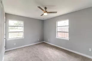 12326 Dandridge Dr, Dallas, TX 75243 - Photo 15