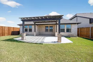 1812 Valencia Dr, Little Elm, TX 75068 - Photo 17