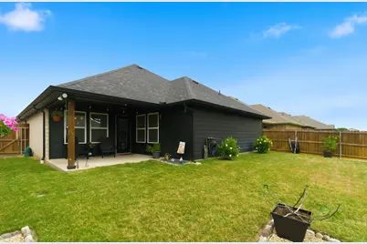 1005 Tippit, Greenville, TX 75402 - Photo 7