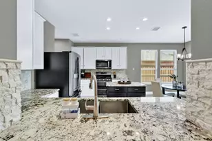 1097 Southampton Dr, Frisco, TX 75036 - Photo 9