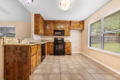 1251 W Hyman Street, Stephenville, TX 76401 - Photo 9