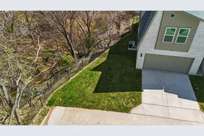 306 Oakbend Drive, Lewisville, TX 75067 - Photo 23