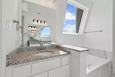 306 Oakbend Drive, Lewisville, TX 75067 - Photo 17