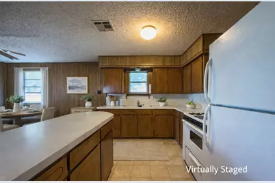 501 W Washington Avenue, Whitney, TX 76692 - Photo 5