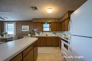 501 W Washington Ave, Whitney, TX 76692 - Photo 5