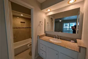 2921 Shelby Ave, Dallas, TX 75219 - Photo 11