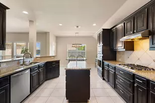 5130 Crawfish Ln, Garland, TX 75043 - Photo 11