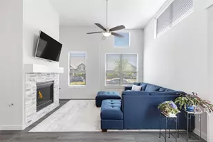 1657 Dewberry Ln, Garland, TX 75042 - Photo 3