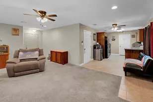 202 Wildcat Dr, Lacy Lakeview, TX 76705 - Photo 7