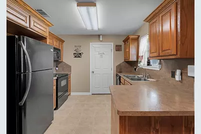 202 Wildcat Drive, Lacy Lakeview, TX 76705 - Photo 9