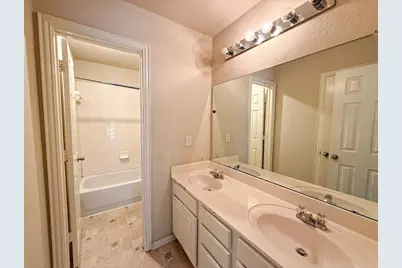 8014 Amesbury Lane, Rowlett, TX 75089 - Photo 13