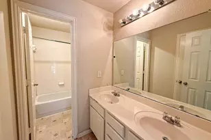 8014 Amesbury Ln, Rowlett, TX 75089 - Photo 13