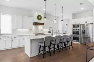 710 Singing Water Dr, Rockwall, TX 75087 - Photo 3