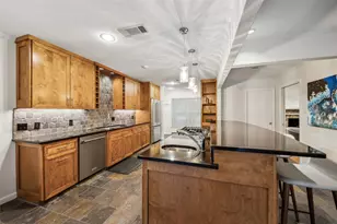 6640 Yosemite Ln, Dallas, TX 75214 - Photo 19