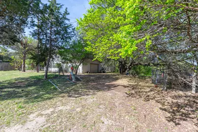 749 Cedar Street, Buffalo Gap, TX 79601 - Photo 3