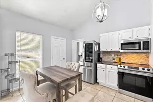 420 Vincent St, Cedar Hill, TX 75104 - Photo 11