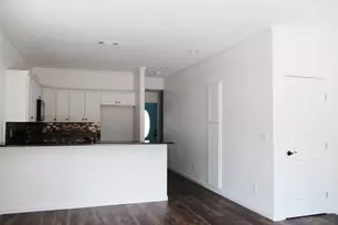 410 E 8th St, Bonham, TX 75418 - Photo 7