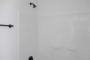 410 E 8th St, Bonham, TX 75418 - Photo 15