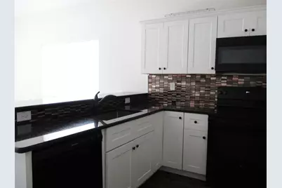 410 E 8th Street #2, Bonham, TX 75418 - Photo 3