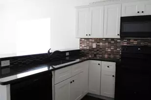 410 E 8th St, Bonham, TX 75418 - Photo 3